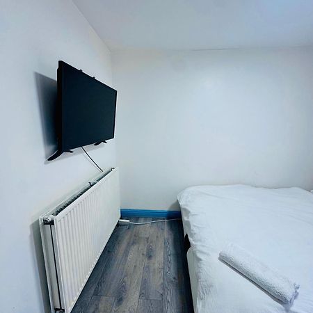 Unique Private Rooms บอลตัน ภายนอก รูปภาพ