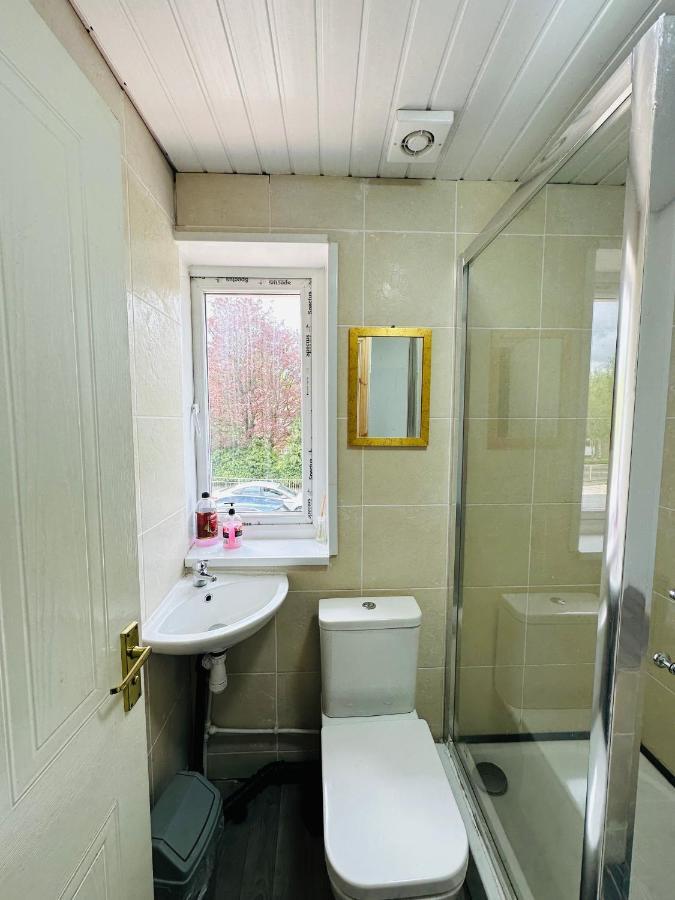 Unique Private Rooms บอลตัน ภายนอก รูปภาพ