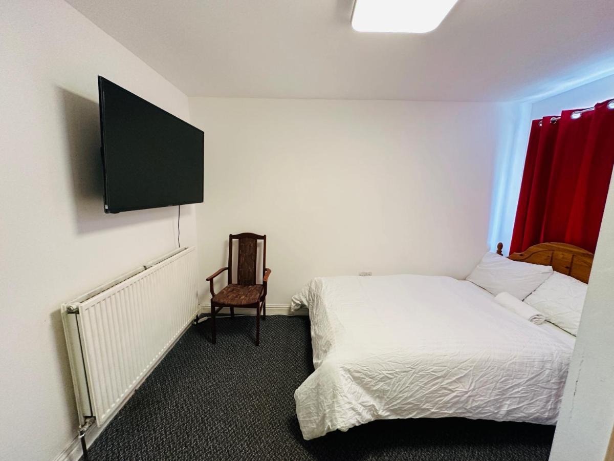 Unique Private Rooms บอลตัน ภายนอก รูปภาพ