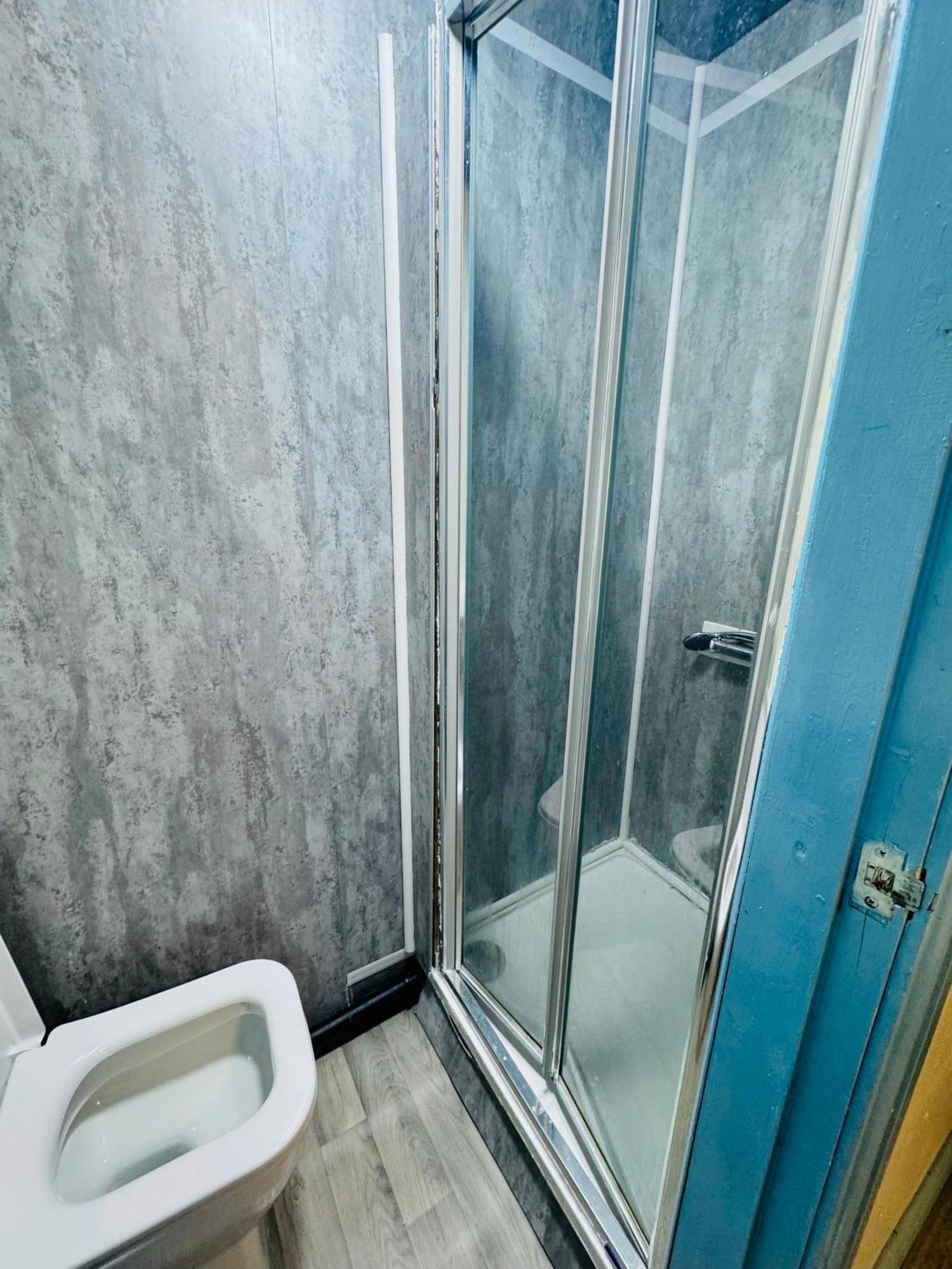 Unique Private Rooms บอลตัน ภายนอก รูปภาพ